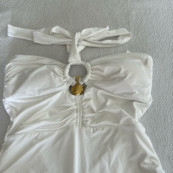 Soluna Shell One-Piece Swimsuit, White, Size X-Large, $148 - Picture 5 of 12